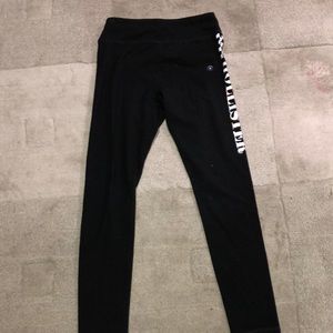 Black holister leggings